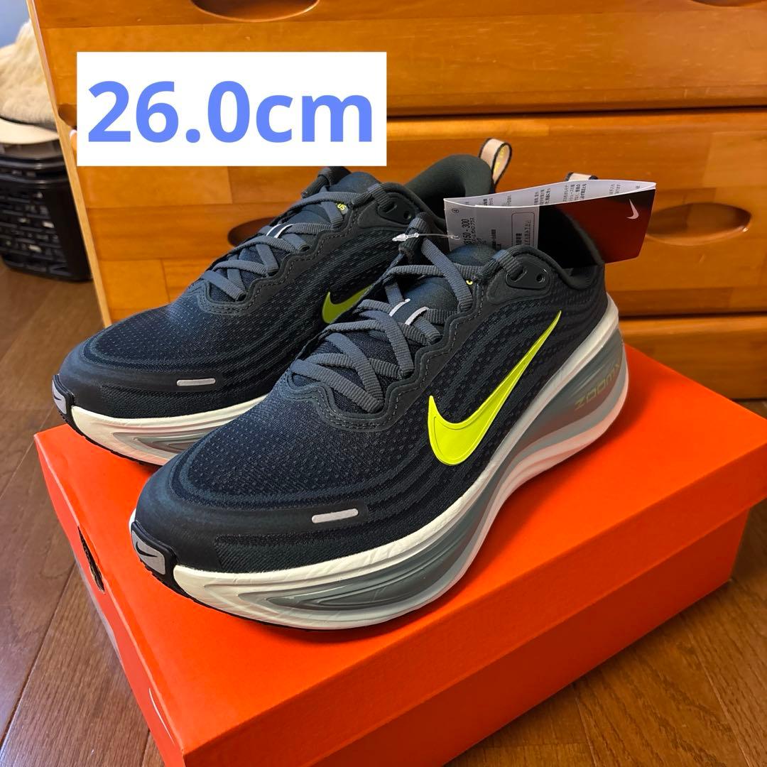 [新品未使用] ナイキ ボメロプラス 26.0cm