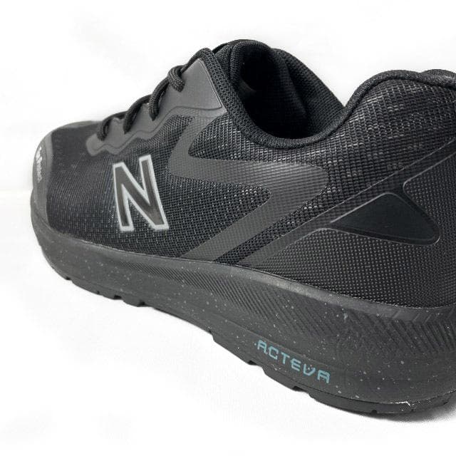 【期間限定価格】ニューバランス 安全靴(26.0cm)黒 青 190303