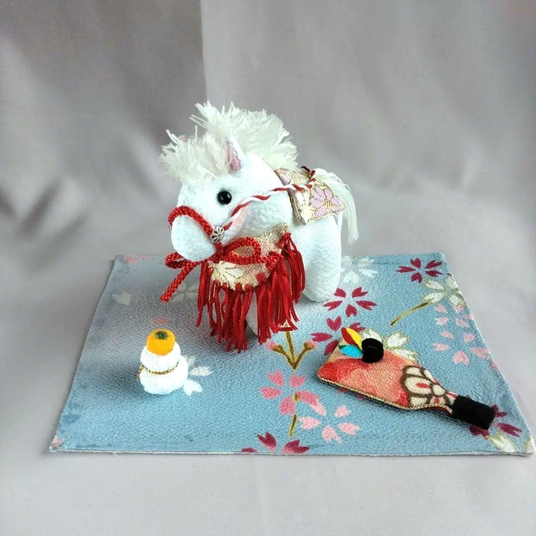 ちりめん細工[2026年*干支*午]置物*即購入OK！ - メルカリ