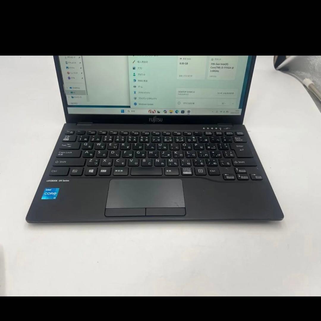 Windowsノート本体 LIFEBOOK UH08/E3 Core i3 -1115G4