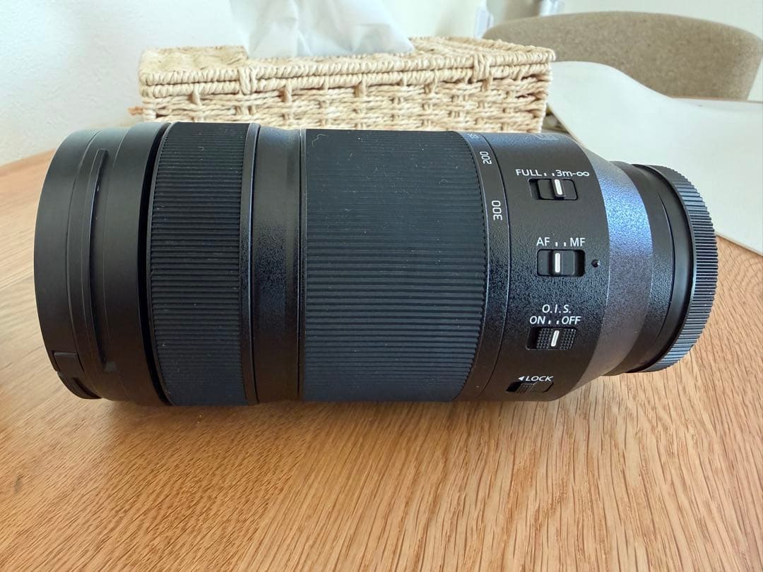 LUMIX S 70-300mm f4.5-5.6 Lマウントズームレンズ