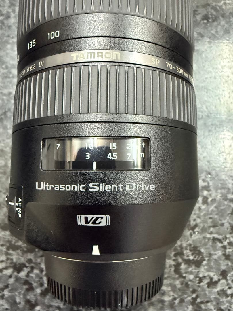 TAMRON SP 70-300mm F/4-5.6 望遠レンズ