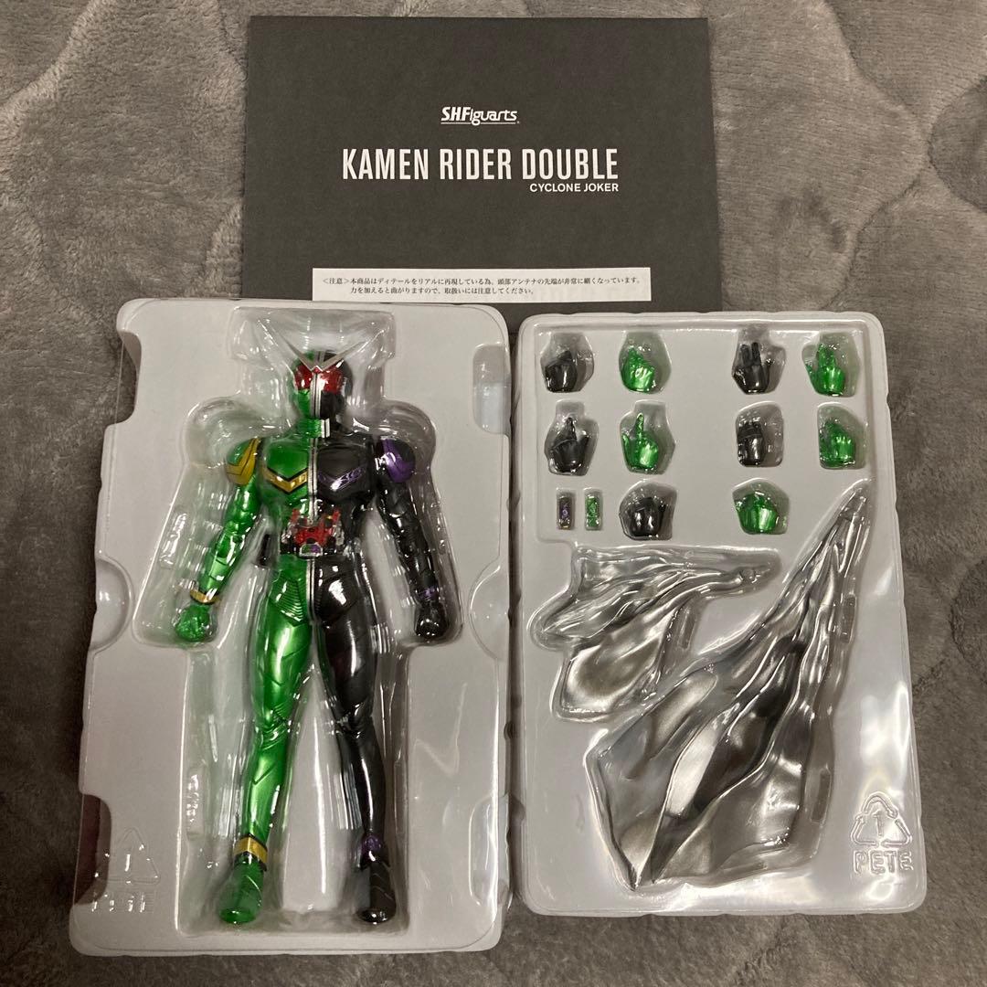 S.H.Figuarts 仮面ライダーW サイクロンジョーカー(真骨彫製法)