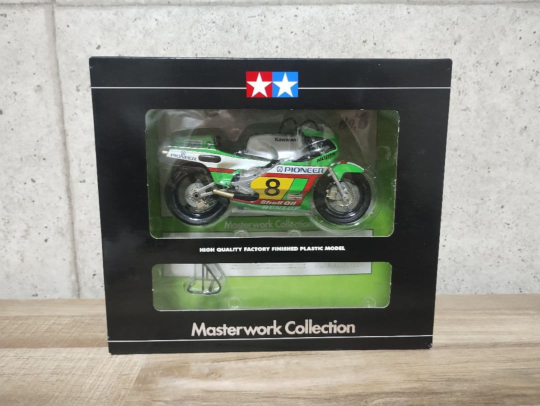 未開封 タミヤ Kawasaki KR500 '82 No.8 マスターワーク マスターワーク コレクション カワサキ KR500 '82 #8 (完成品） タミヤ模型