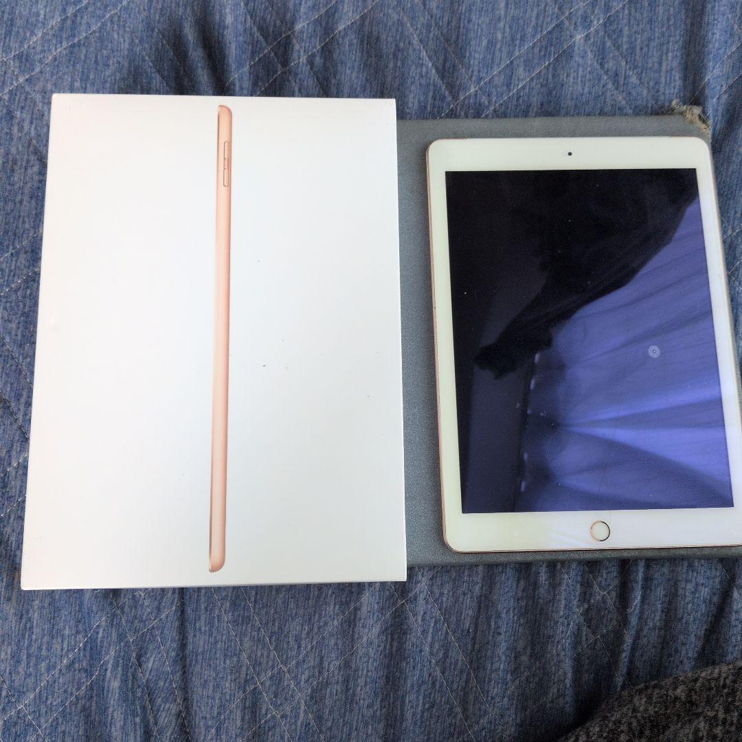Apple iPad (第6世代) ゴールド 本体 51dWUkKJ38L.jpg