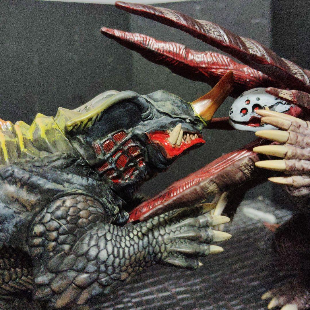 ウルトラ怪獣DXシンネロンガ.シンガボラ（ムービーモンスター） - メルカリ