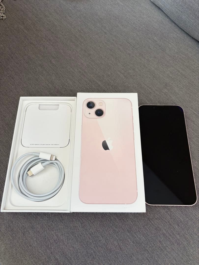 Apple iPhone 13 ピンク 本体 充電ケーブル付き - メルカリ