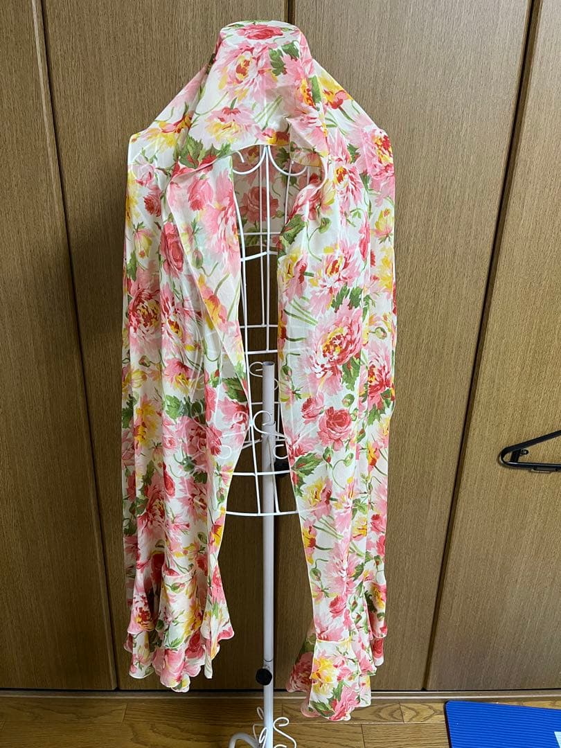 ディオール花柄レースキャミソールとストールの2点セットの通販はau