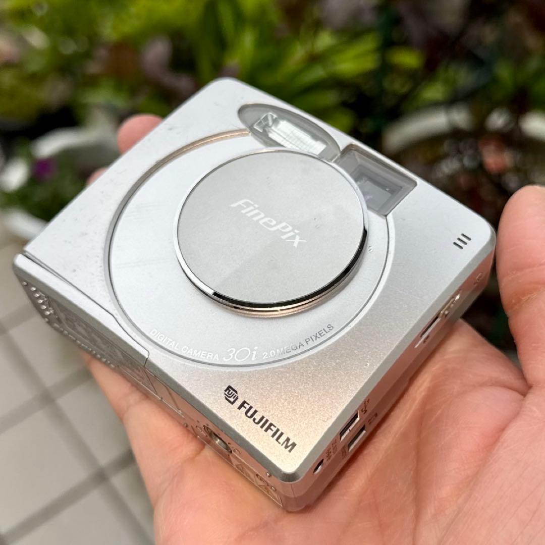 ☆動作OK FinePix 30i 乾電池式 スマートメディア付き 難あり