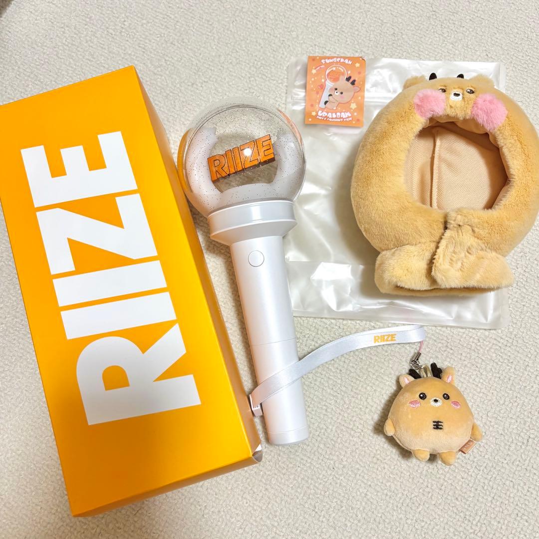 RIIZE(ライズ)ペンライト ペンライトカバー 公式　グッズ ソンチャン 美品 Amazon.co.jp: RIIZE ライズ ペンライト カバー ソンチャン : おもちゃ