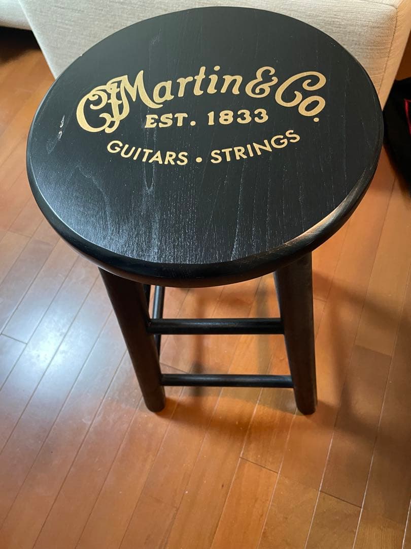 MARIN GUITAR STOOL 椅子