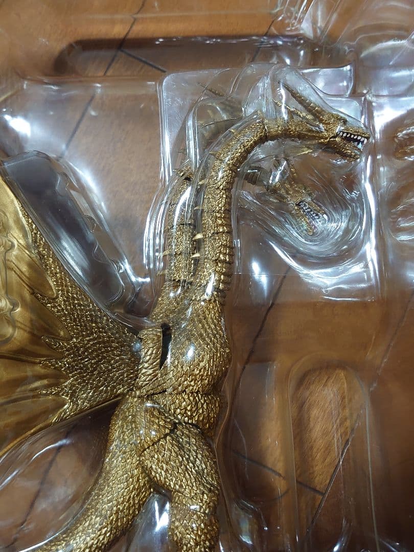 S.H.MonsterArts キングギドラ　現状品
