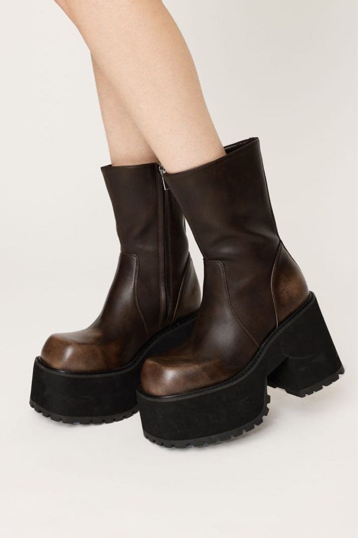 SLY CHUNK SOLE COVOERDブーツ|ロングブーツY2K - メルカリ