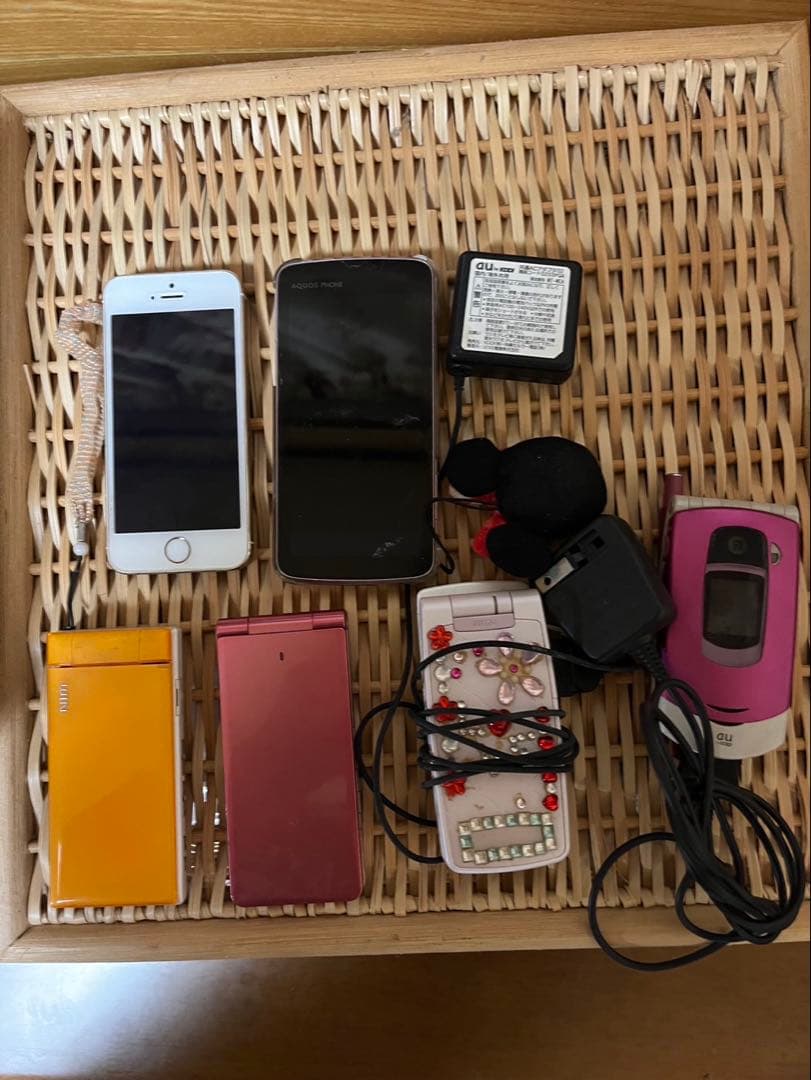 ジャンク品まとめ売り】iPhone、Android、ガラケー - メルカリ