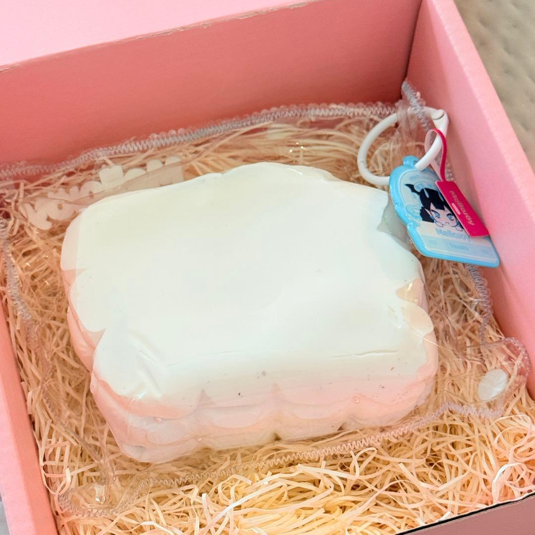 激レア商品】mellojoyメロジョイスクイーズ /布団/水色/雲/ふとんくも