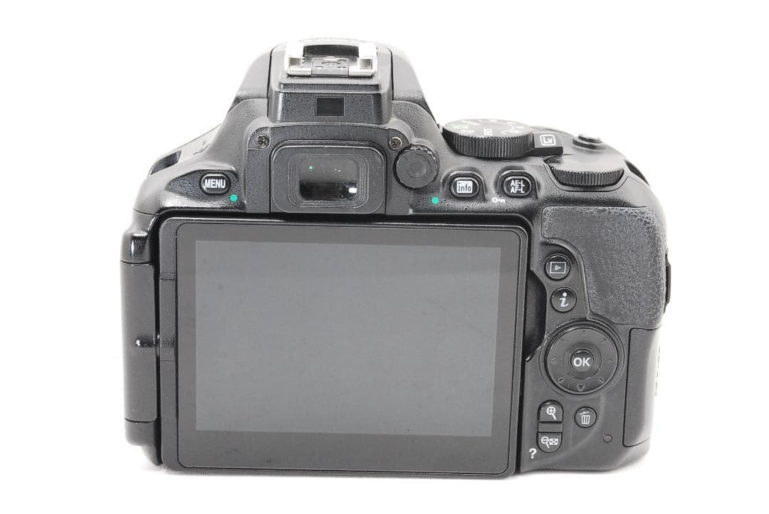 Nikon D5600 一眼レフカメラ スマホ転送 シングルレンズセット - メルカリ
