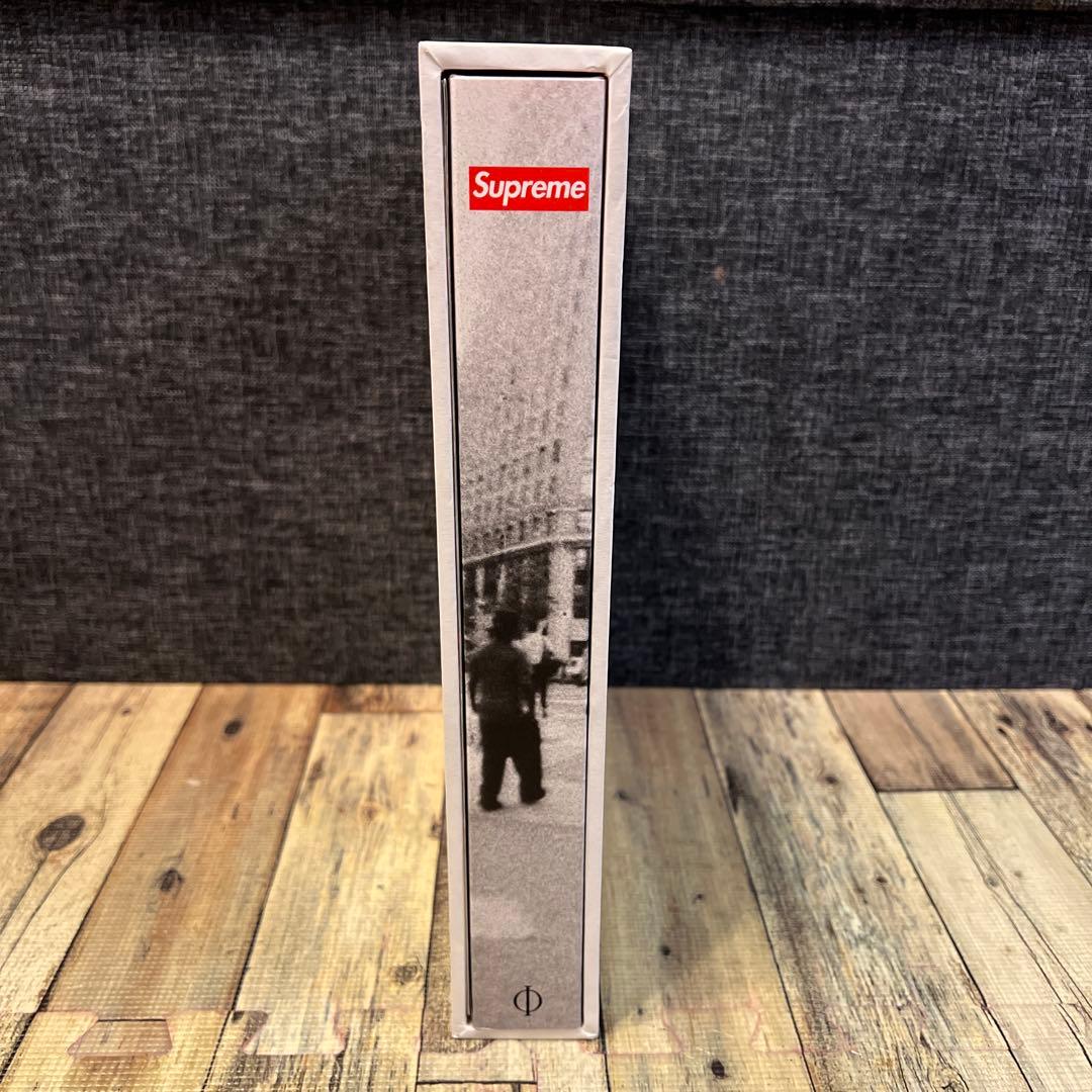 Supreme 19AW ビジュアルブック Vol.2 Phaidon