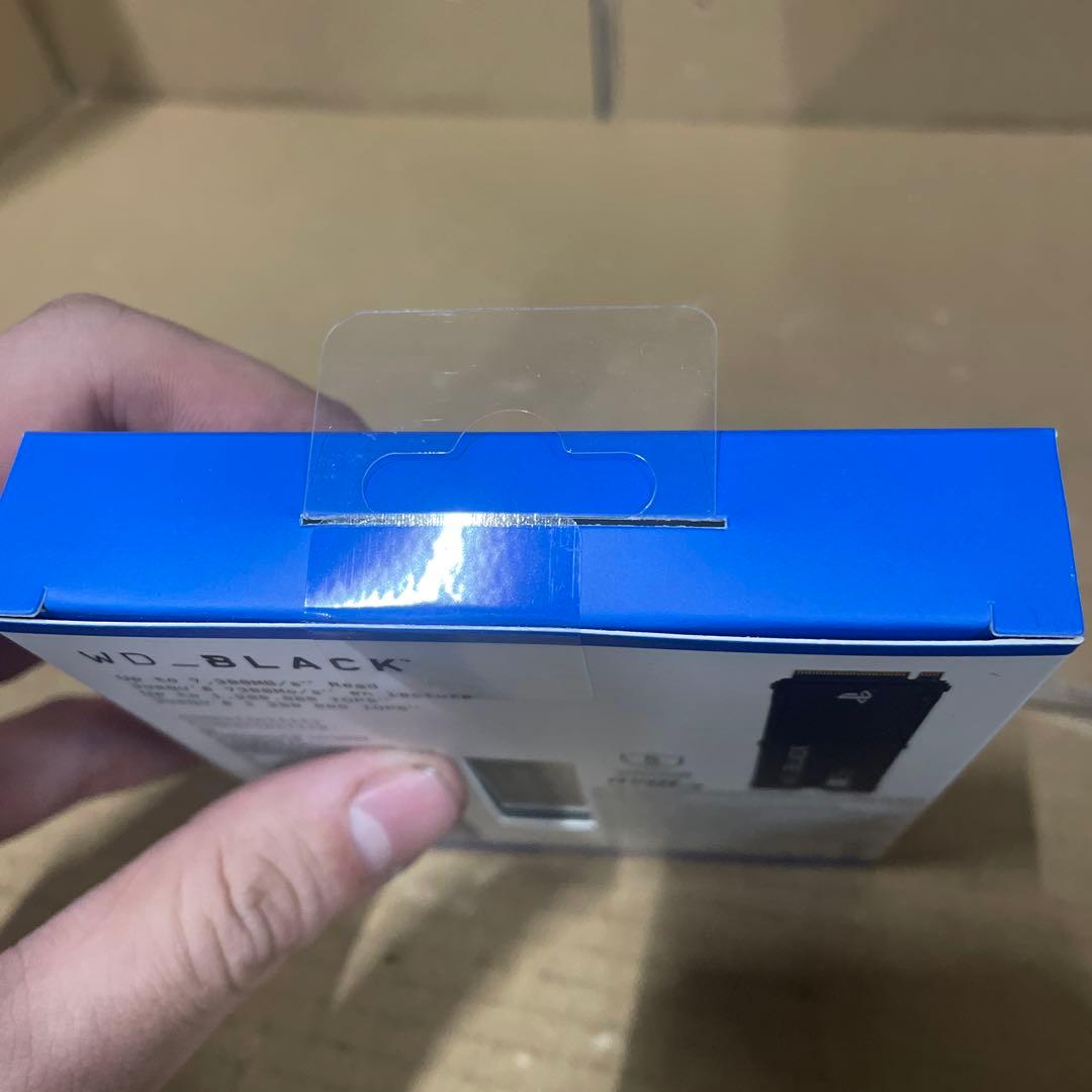 ウエスタンデジタル2TB M.2-2280 WDBBYV0020BNC-WRSN