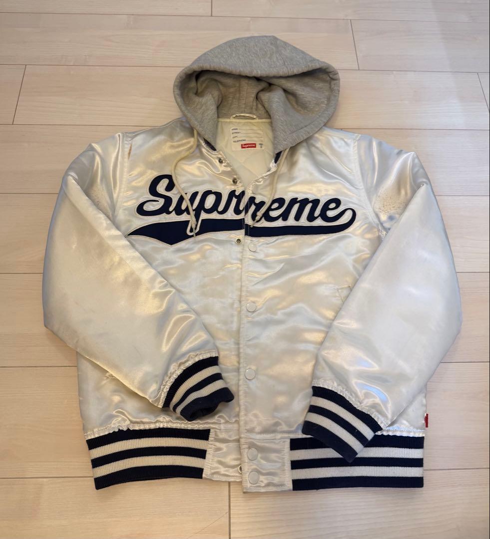ジャケット・アウター Supreme Hooded Satin Varsity Jacket S 1691440_00.png.png