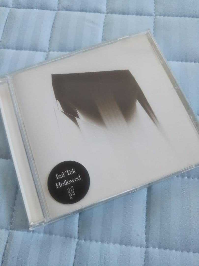 洋楽 Ital Tek - Hollowed Hollowed | Ital Tek