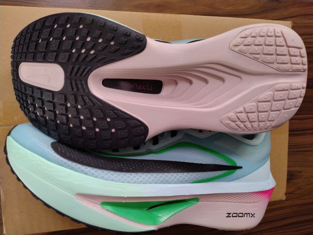 が*お様 NIKEナイキZOOM FLY6ズームフライ6 27.0cmFN845