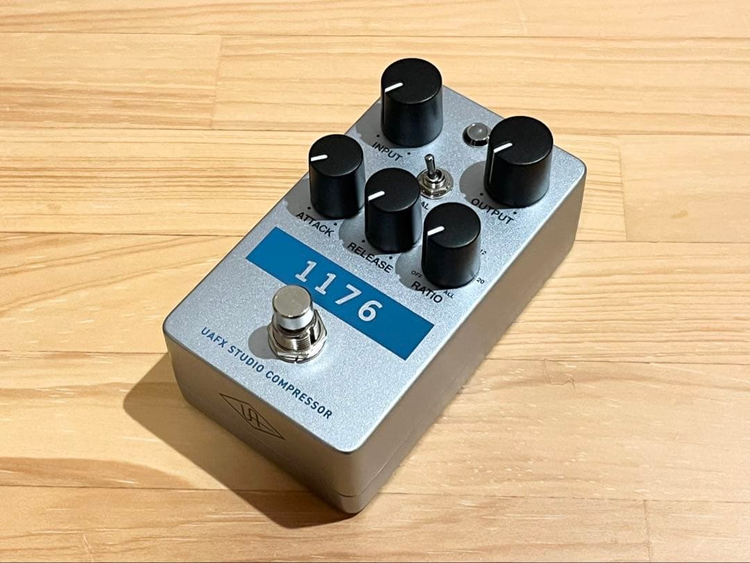 UNIVERSAL AUDIO UAFX 1176 Studio コンプレッサー Universal Audio UAFX 1176 Studio Compressor Effects Pedal - Silver