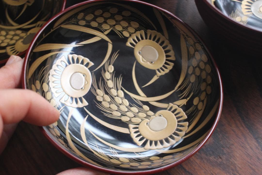 デッドストック！深みある糸目紅溜塗に極上稲穂福来雀蒔絵のお椀2