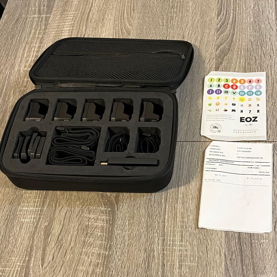 美品Vive Tundra Trackerトラッカー5個＋SW5 ドングル 美品Vive Tundra Trackerトラッカー5個＋SW5 ドングル 美品Vive Tundra