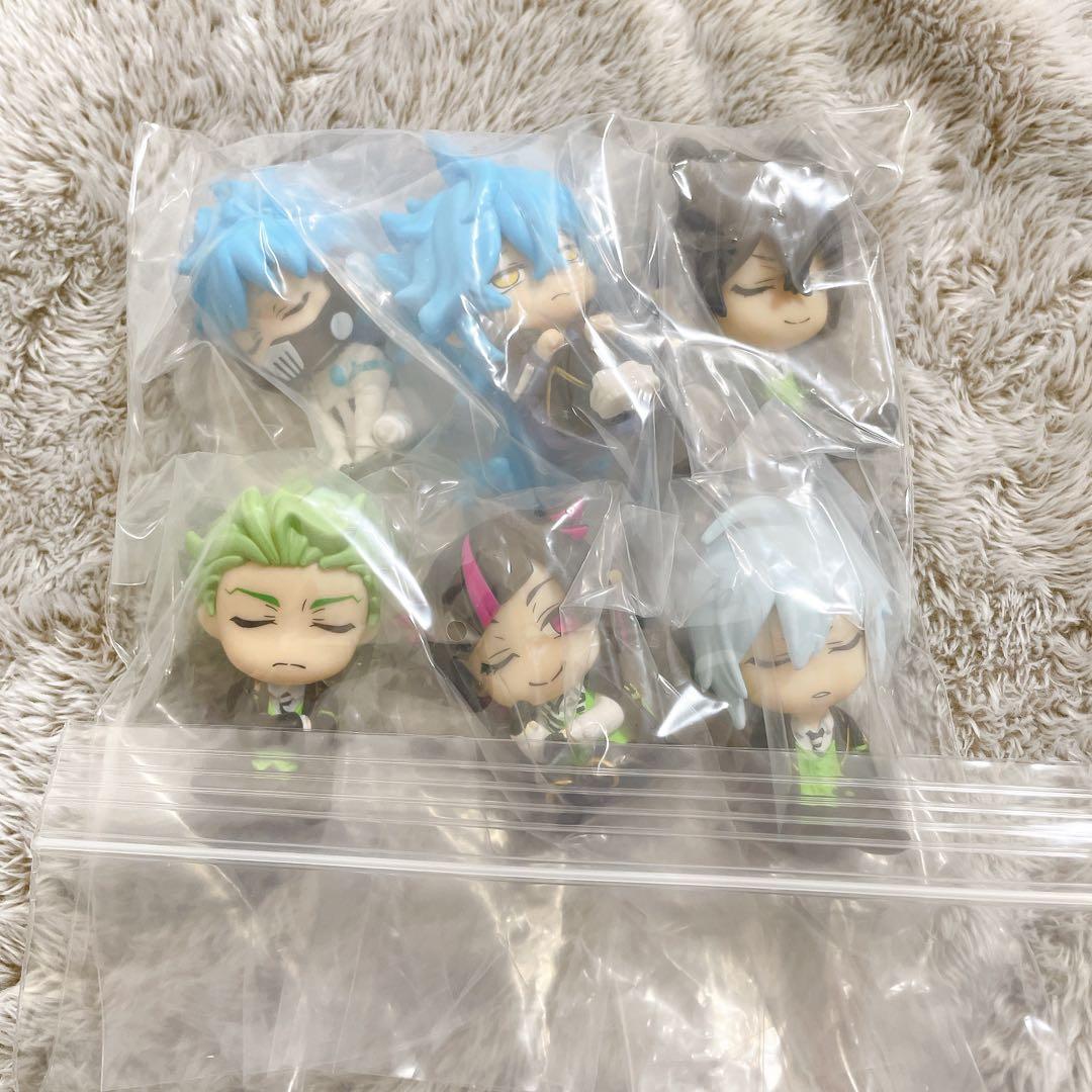 マ*ド様 ツイステ 肩ズン イデア オルト マレウス リリア d07548