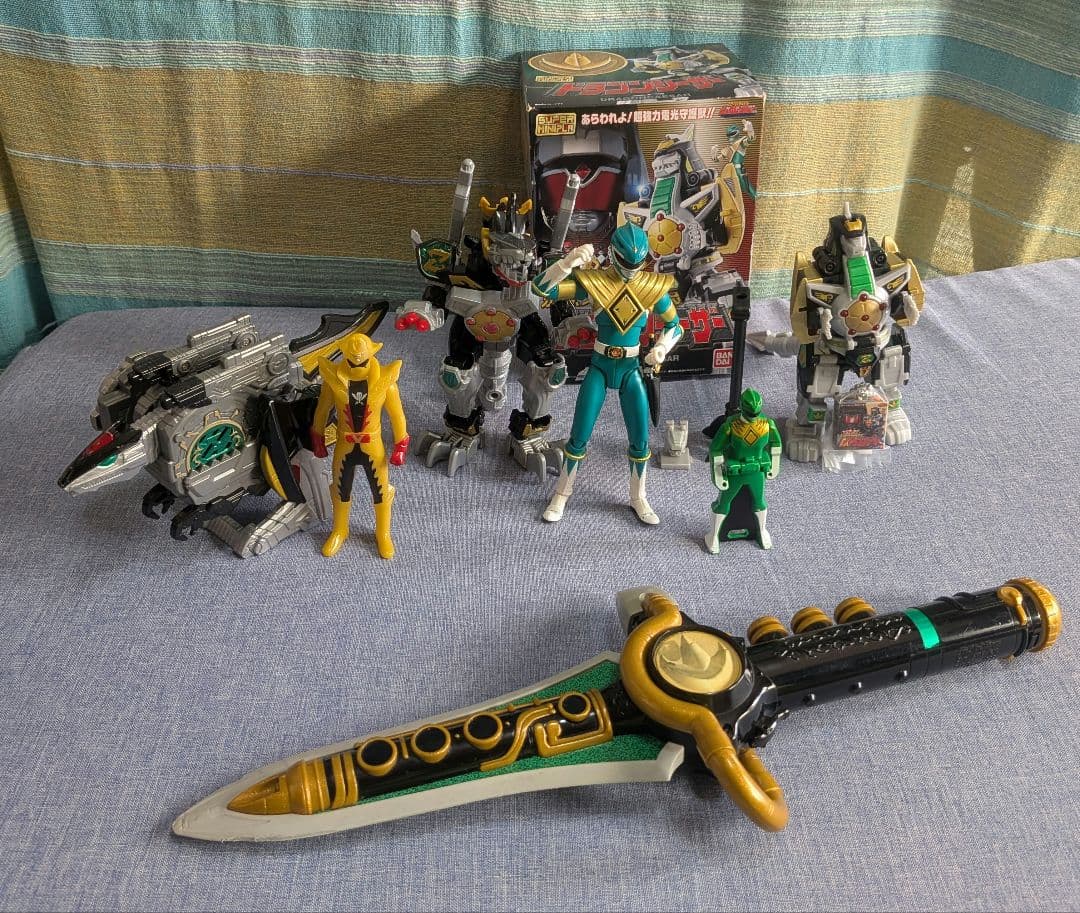 SHFドラゴンレンジャーSMPドラゴンシーザー·獣奏剣·ゼンカイジュウオーと＋α SHFドラゴンレンジャーSMPドラゴンシーザー·獣奏剣·ゼンカイジュウオー