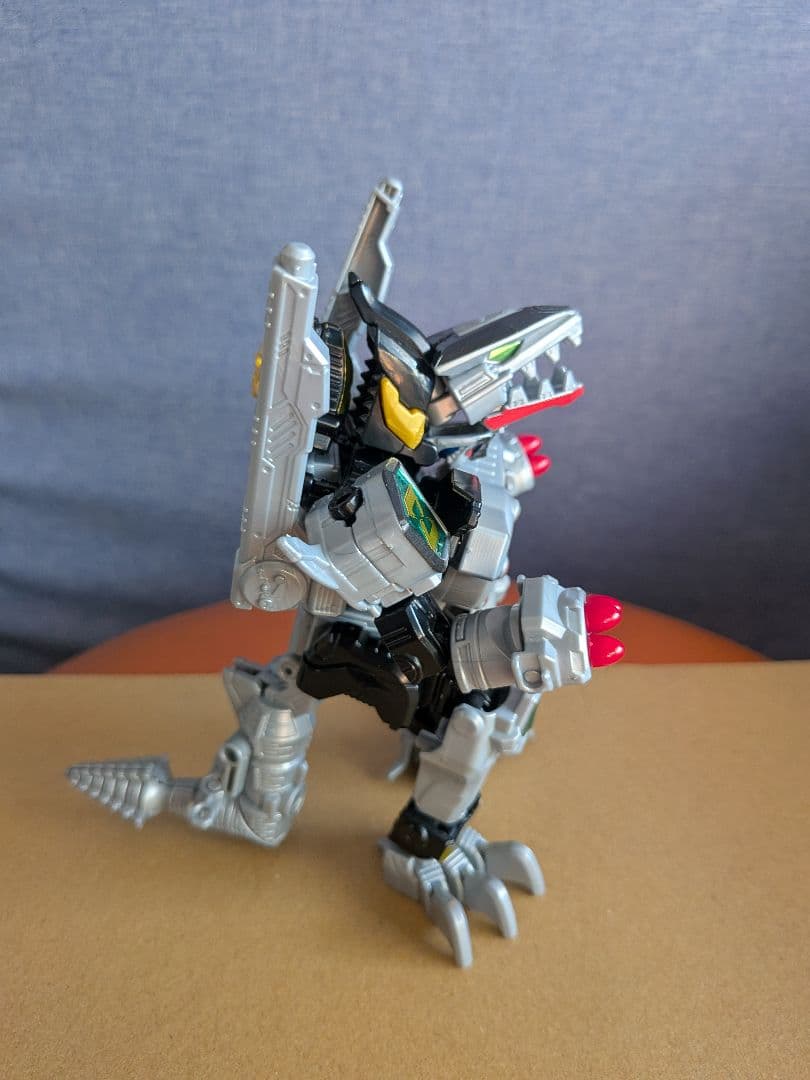 SHFドラゴンレンジャーSMPドラゴンシーザー·獣奏剣·ゼンカイジュウオー