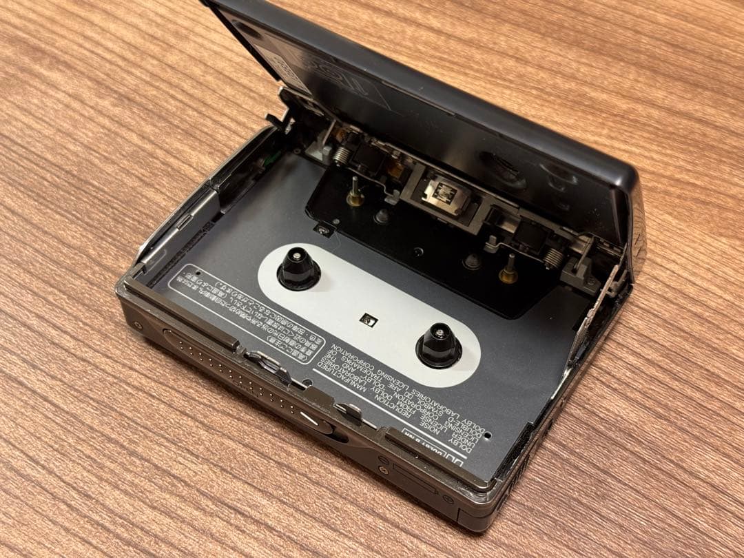 整備済 SONY WALKMAN カセットウォークマン WM-WX777 - メルカリ