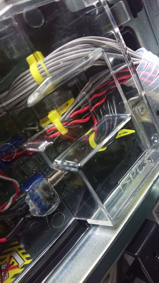 パチンコ実機 eフィーバー彼女、お借りします。ワイヤレス