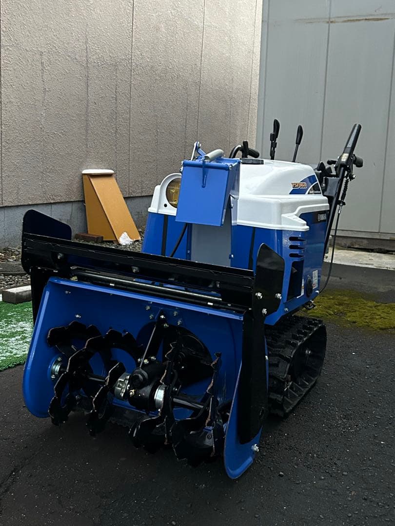 値下げ‼︎ 北海道空知地方近郊限定販売！！ ヤマハ除雪機YSF860-B 送料