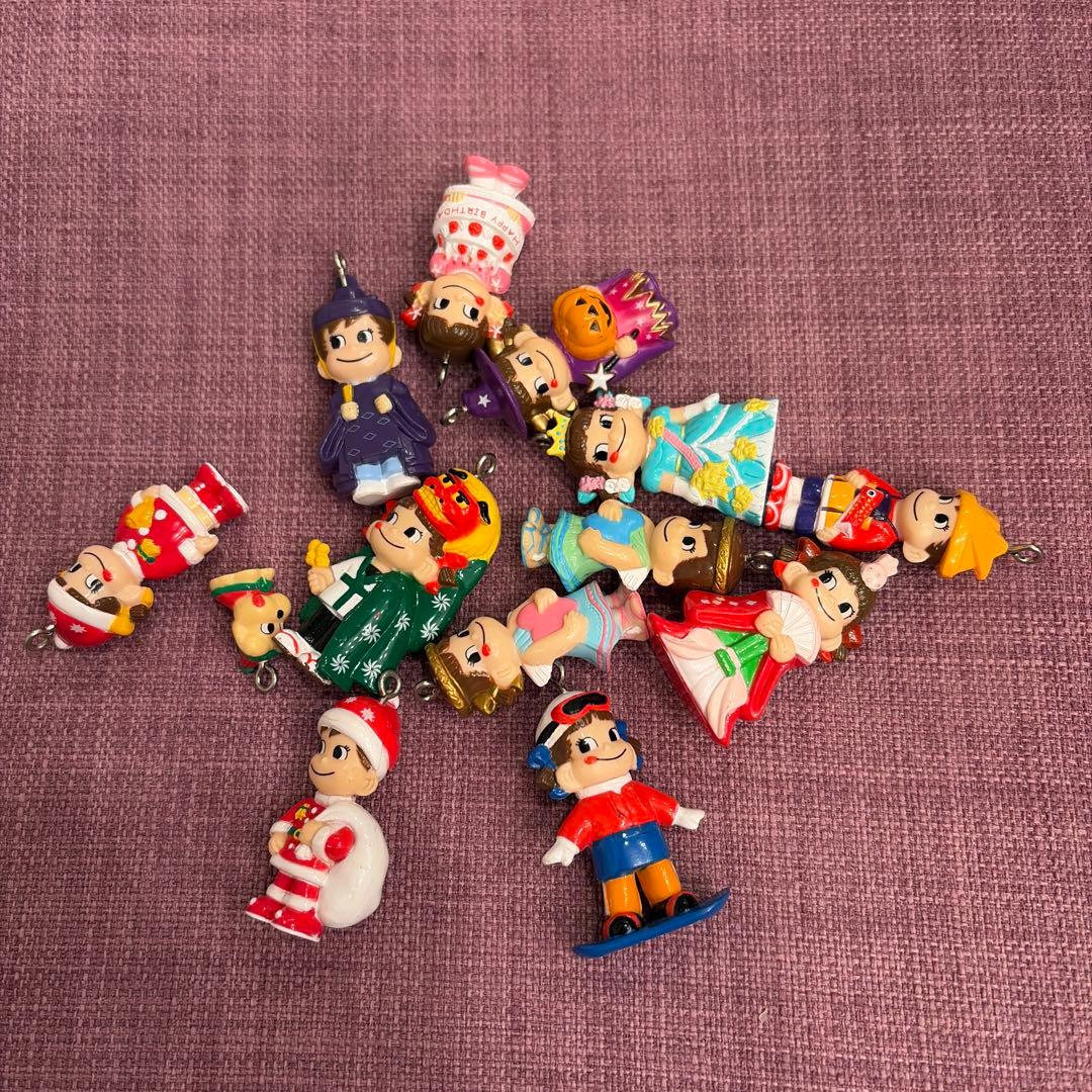 12体＋犬1体 ミニミニペコちゃん ポコちゃん フィギュア 不二家 FUJIYA