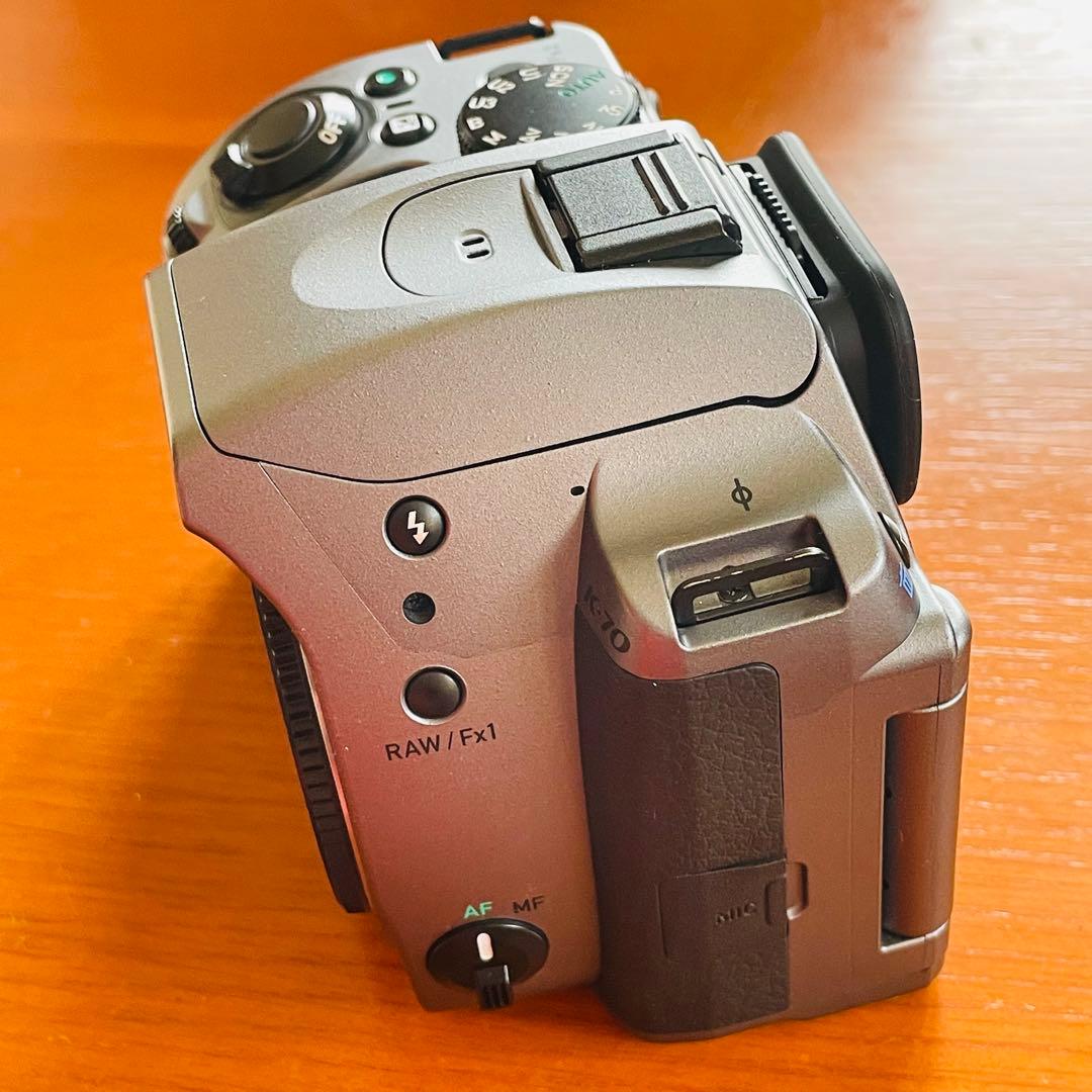 PENTAX K-70 18-135WRキット SILKY SILVER