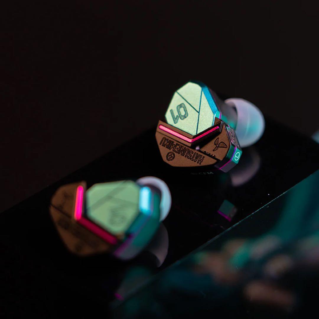 HIBY DIGITAL YUME イヤホン 初音ミクコラボ 初回特典付き - メルカリ