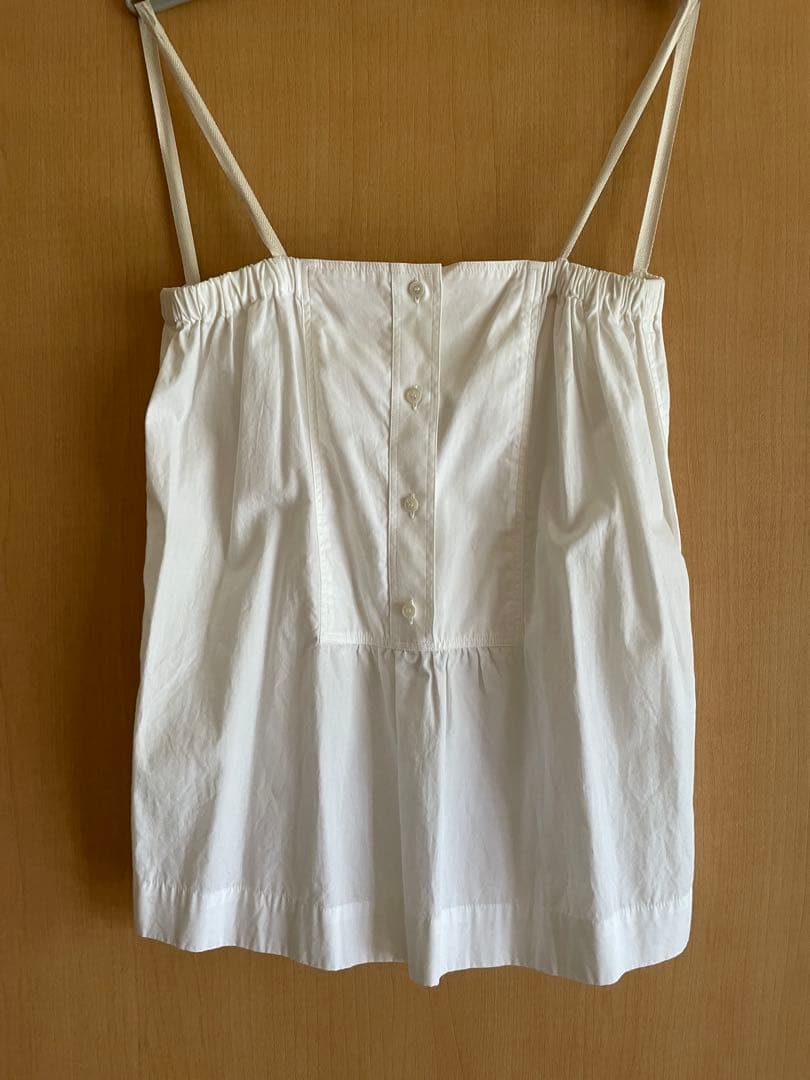 miu miu ホワイト ベアトップ　シャツ　 キャミソール　38サイズ miu お値下げMIUMIUベアトップス miu ホワイト ベアトップ シャツ