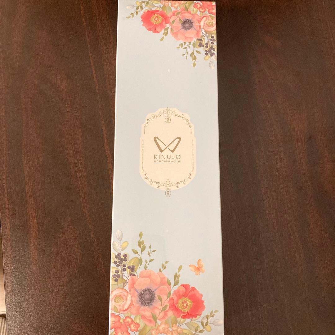 KINUJO ストレートヘアアイロン DS200 新品未開封品 KINUJO（絹女） KINUJO W〜worldwide model〜 ストレートアイロン ヘア