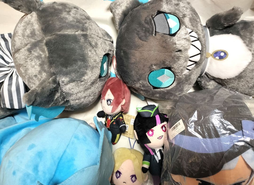 ツイステッドワンダーランド 寝そべりぬいぐるみ EXマスコット ちび