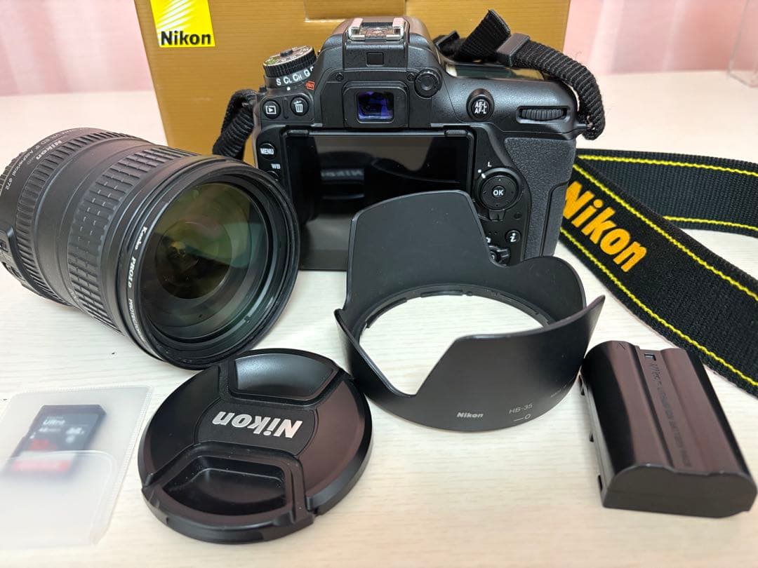 美品Nikon D7500 レンズ18-200 セット箱つきWi-Fi 高速性能