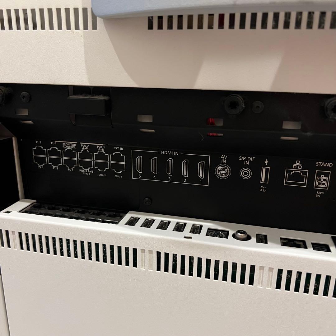 バング&オルフセンベオヴィジョン11-46フロアスタンドリモコン100万超