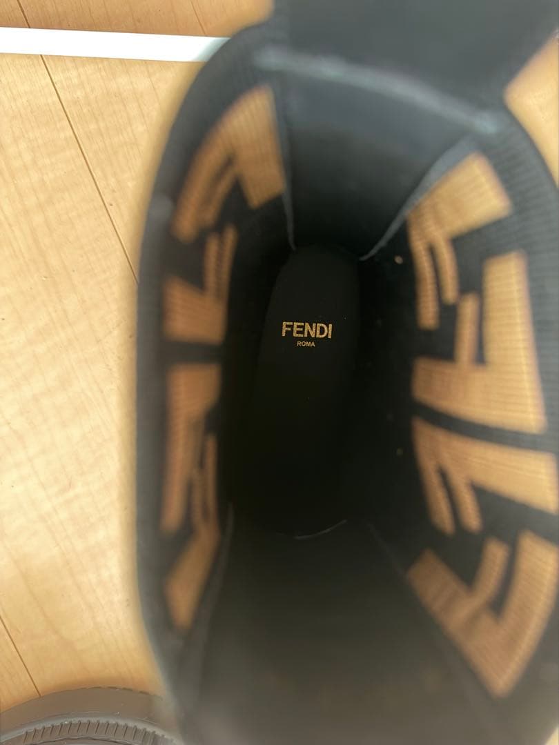 【Fendi】ブラック厚底チェルシーブーツ 23.5cm