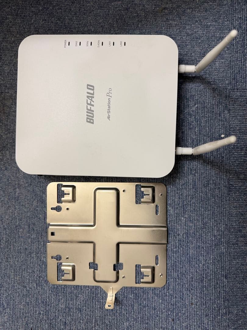 BUFFALO AirStation Pro WAPM-1266R 中古品 AirStation Buffalo(バッファロー) WAPM-1266R 無線LAN/Wi-Fiアクセス