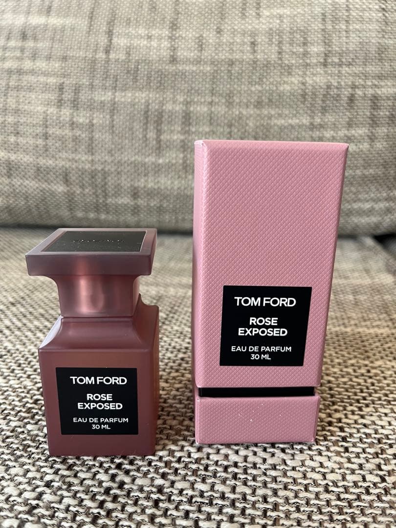 香水(女性用) TOM FORD ROSE EXPOSED 30ML Rose Exposed Eau de Parfum Fragrance with Rose & Leather - TOM