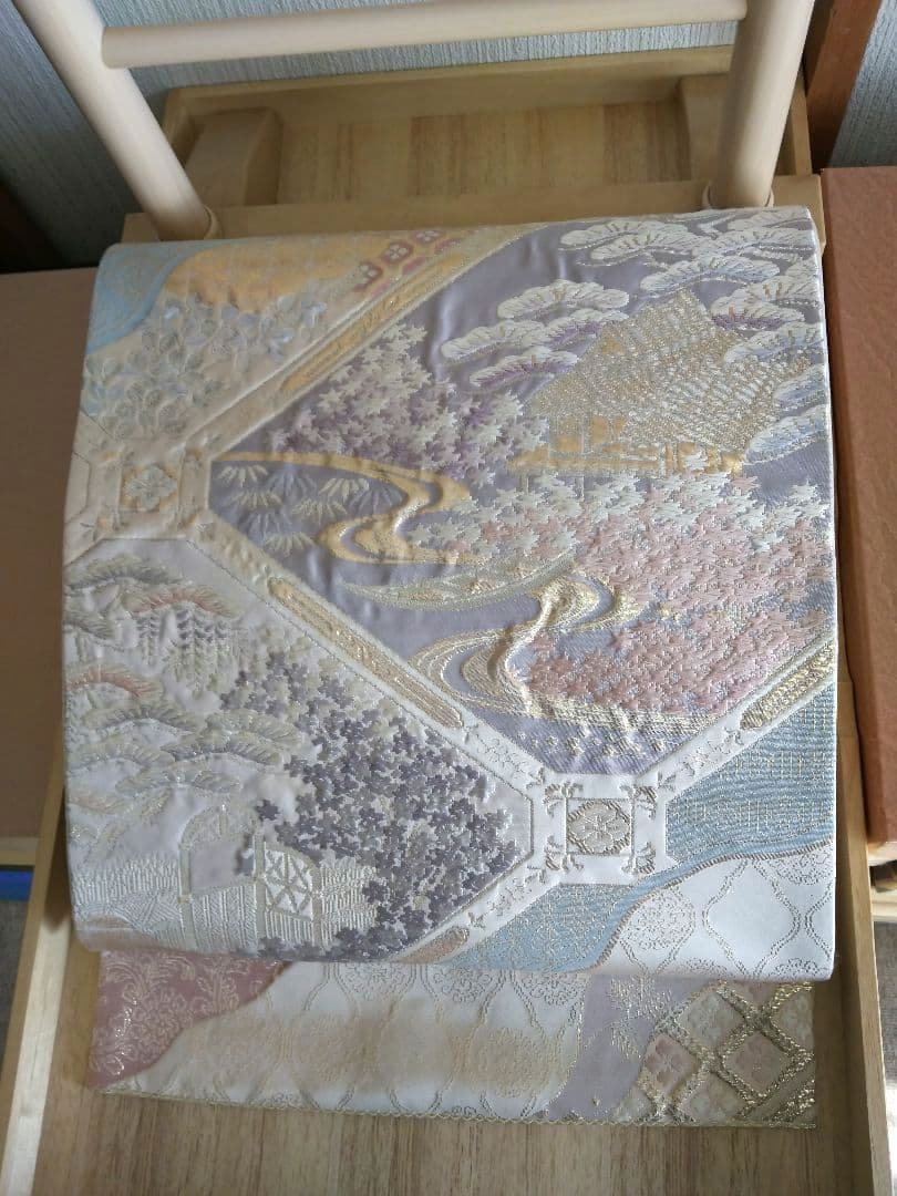 最終値下げ O-292 西陣袋帯 六通 唐織 膨れ織 建物 流水 正絹 美品