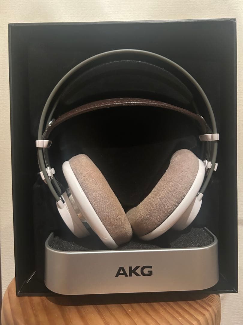 【週末限定】AKG K701 プレミアムクラスヘッドホン AKG K701 リファレンスクラスプレミアムヘッドフォン