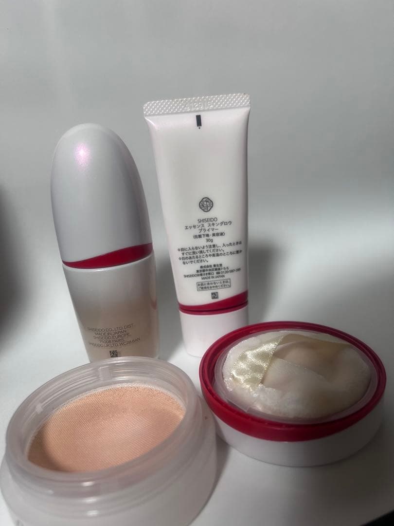 いけぽん様⬜️資生堂 下地・ファンデ・パウダー3点セット