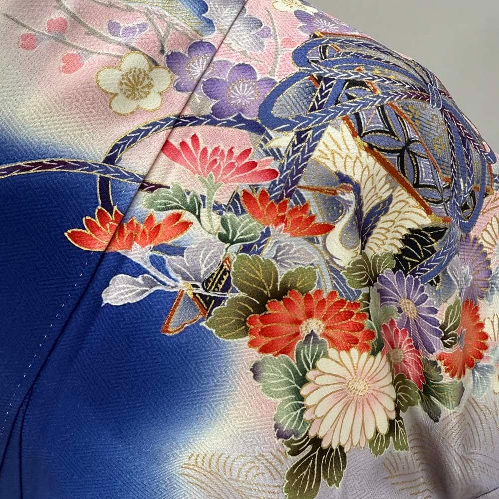 振袖 正絹 青 白 古典花柄 裄70㎝ 成人式 中古 b-66 - メルカリ