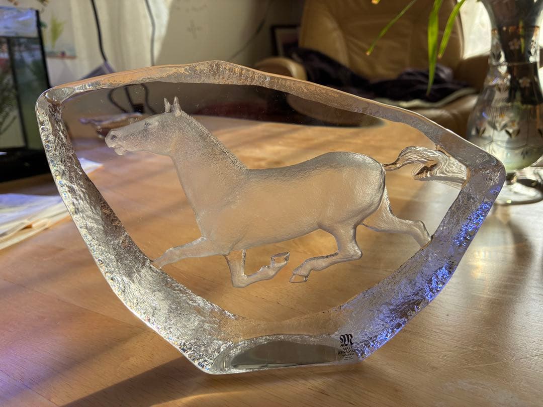 シ*ュ様 【スウェーデンのクリスタルオブジェ】Mats Jonasson作 馬モ il_1080xN.3798289550_19eg.jpg